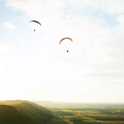 paragliders-1200-x-628.jpg